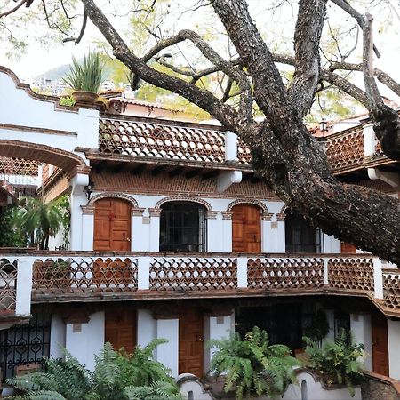 Hotel Los Arcos Таско де Аларкон Екстериор снимка