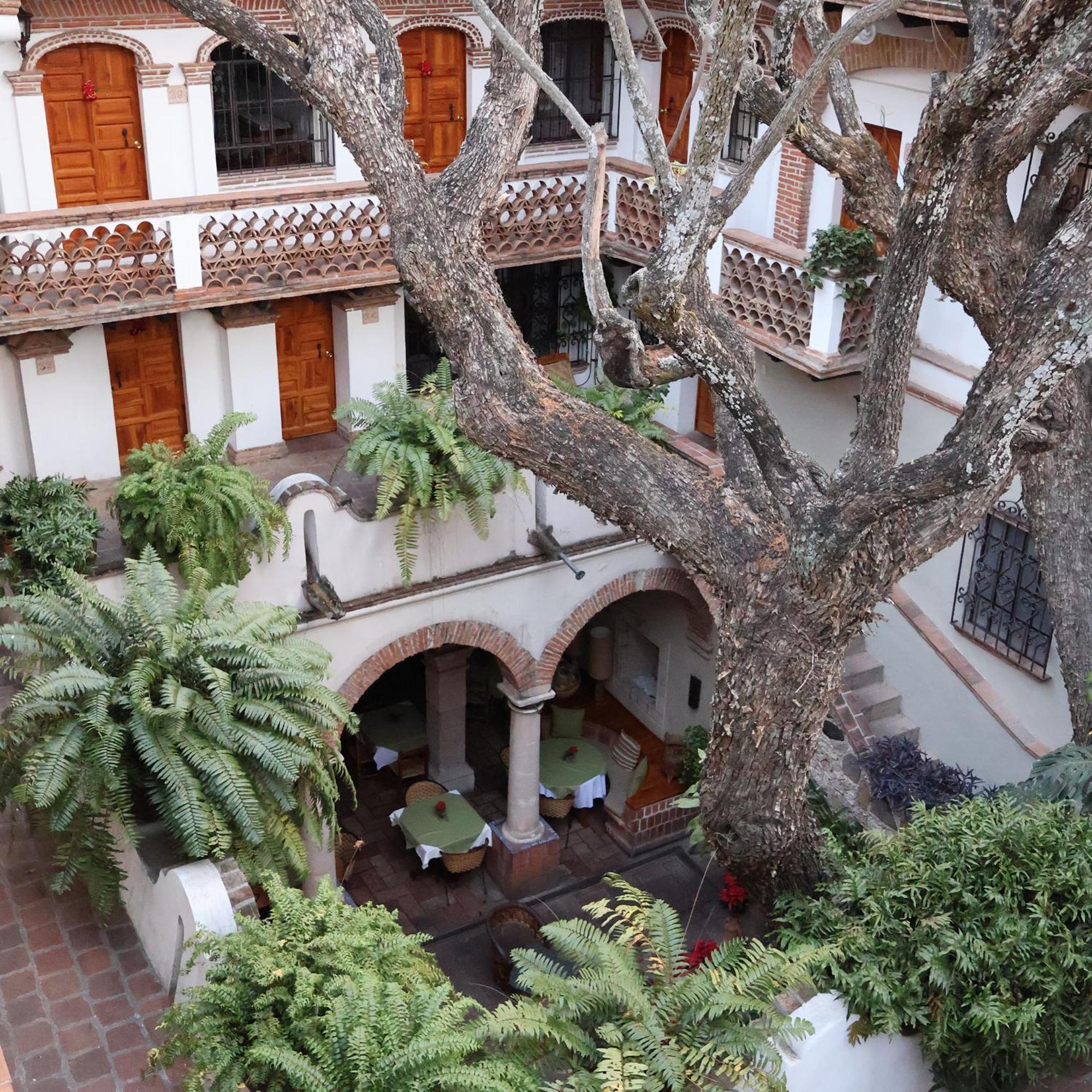 Hotel Los Arcos Таско де Аларкон Екстериор снимка