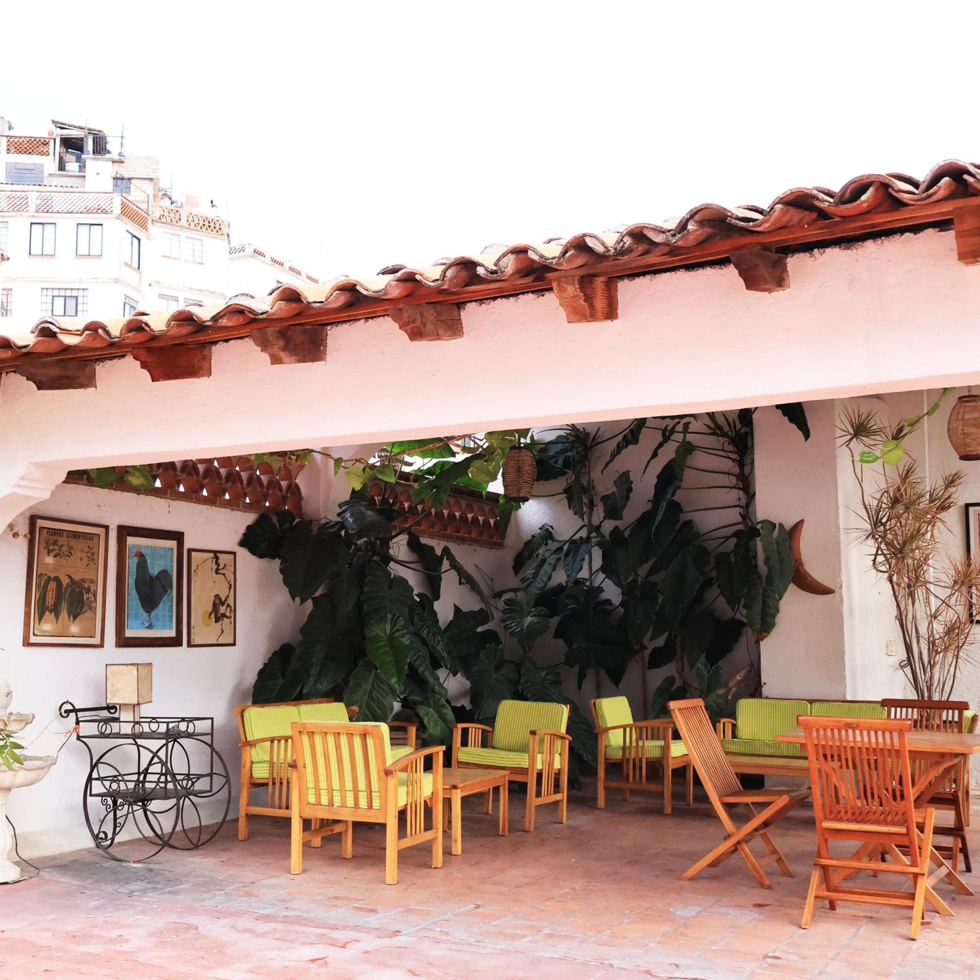 Hotel Los Arcos Таско де Аларкон Екстериор снимка