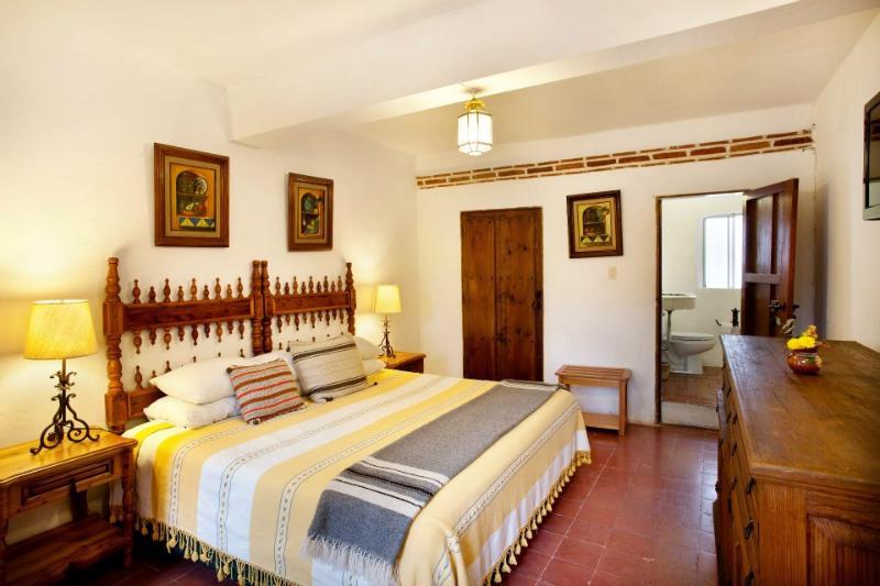 Hotel Los Arcos Таско де Аларкон Екстериор снимка